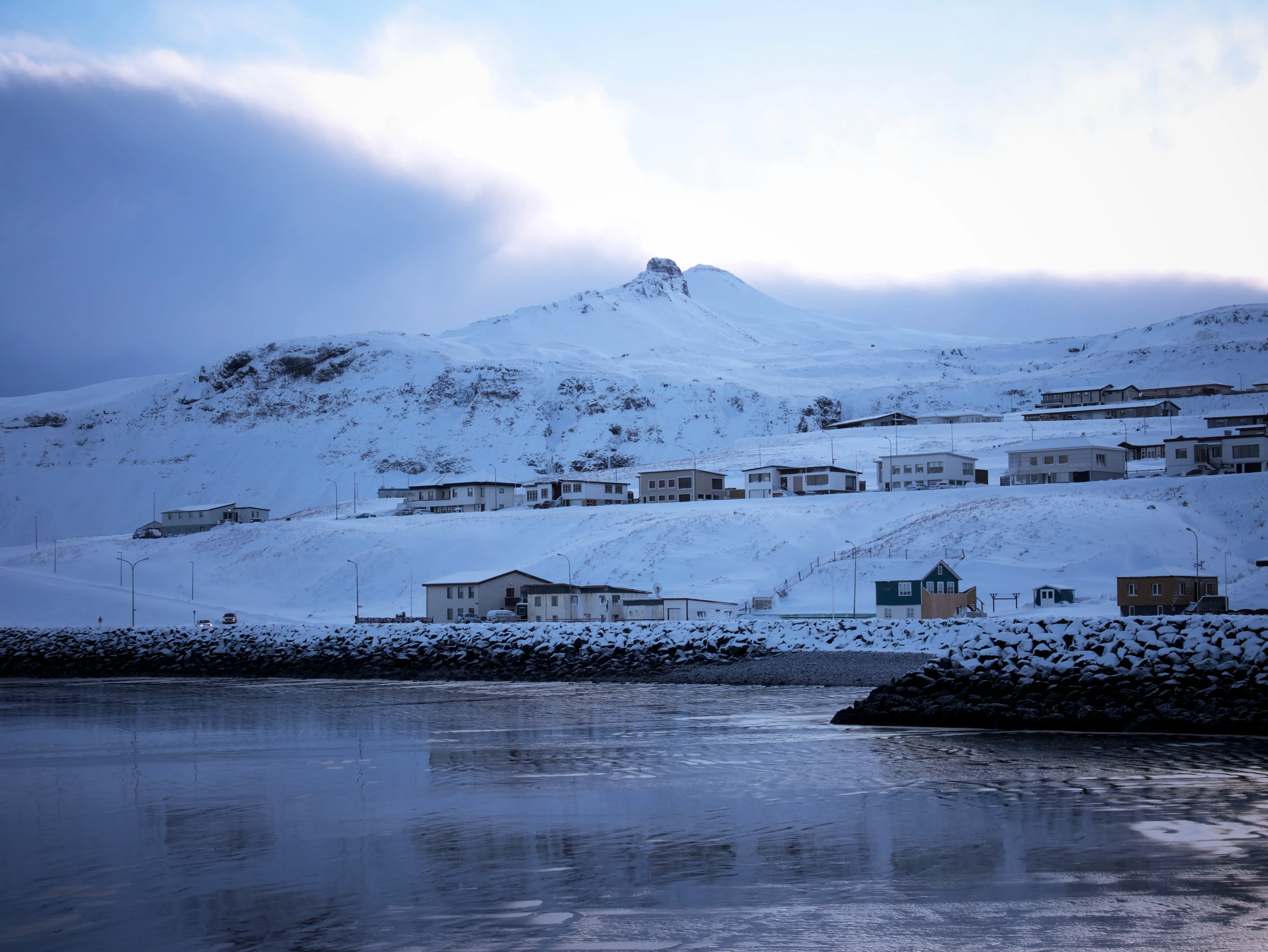 Low Sun, Wind & Snow Gallery - Picture 9